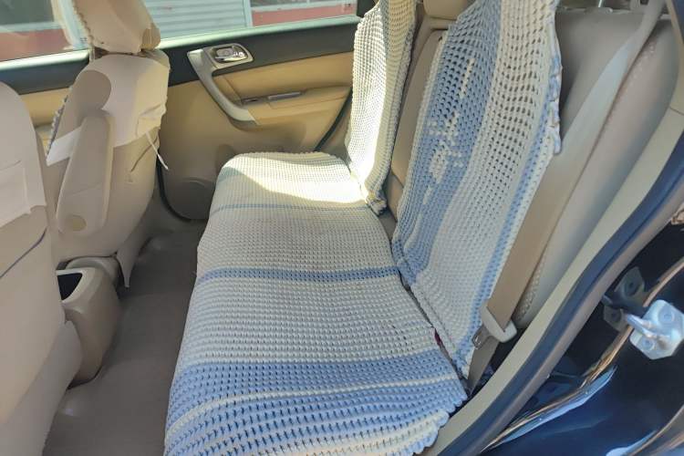 Used Haval H6 2011 2.0L Manual Two-Wheel Drive Urban Version Left Rear Seat
