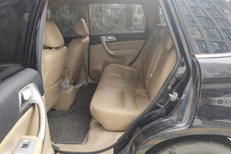 Used Haval H6 2011 Green Silence 2.0T Manual Two-Wheel Drive Elite Model Left Rear Seat