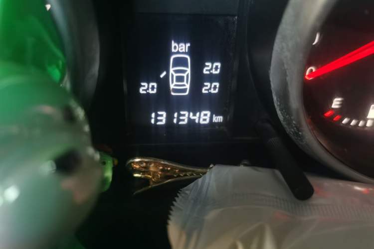 Used Haval H6 2011 2.0L Manual Two-Wheel Drive Elite Version Odometer Close Up