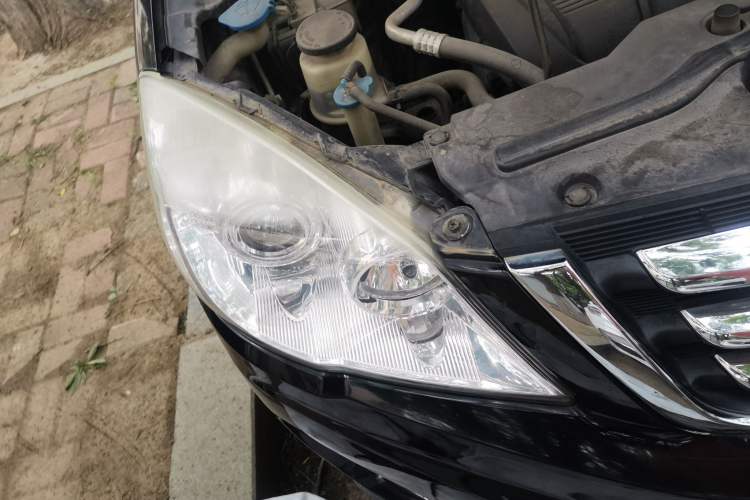 Used Haval H6 2011 2.0L Manual Two-Wheel Drive Elite Version Right Front Headlight