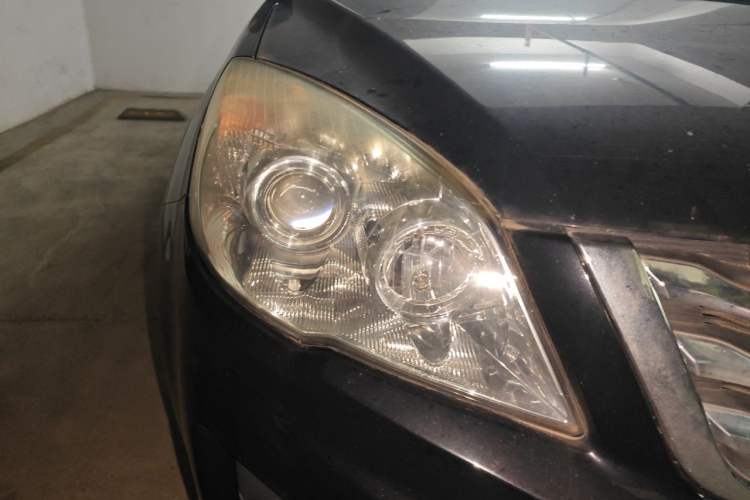 Used Haval H6 2011 2.0L Manual Two-Wheel Drive Elite Version Right Front Headlight