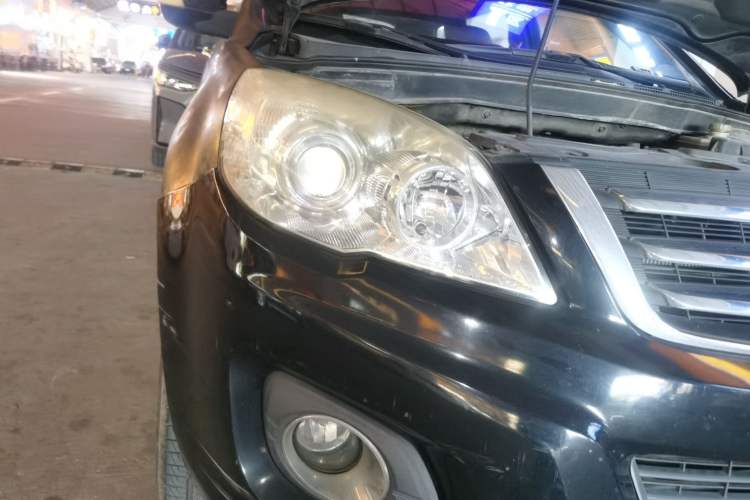 Used Haval H6 2011 2.0L Manual Two-Wheel Drive Elite Version Right Front Headlight