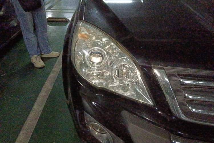 Used Haval H6 2011 2.0L Manual Two-Wheel Drive Elite Version Right Front Headlight