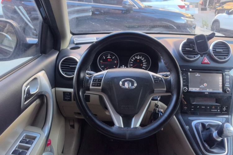 Used Haval H6 2011 Green Silence 2.0T Manual Two-Wheel Drive Urban Model Steering Wheel