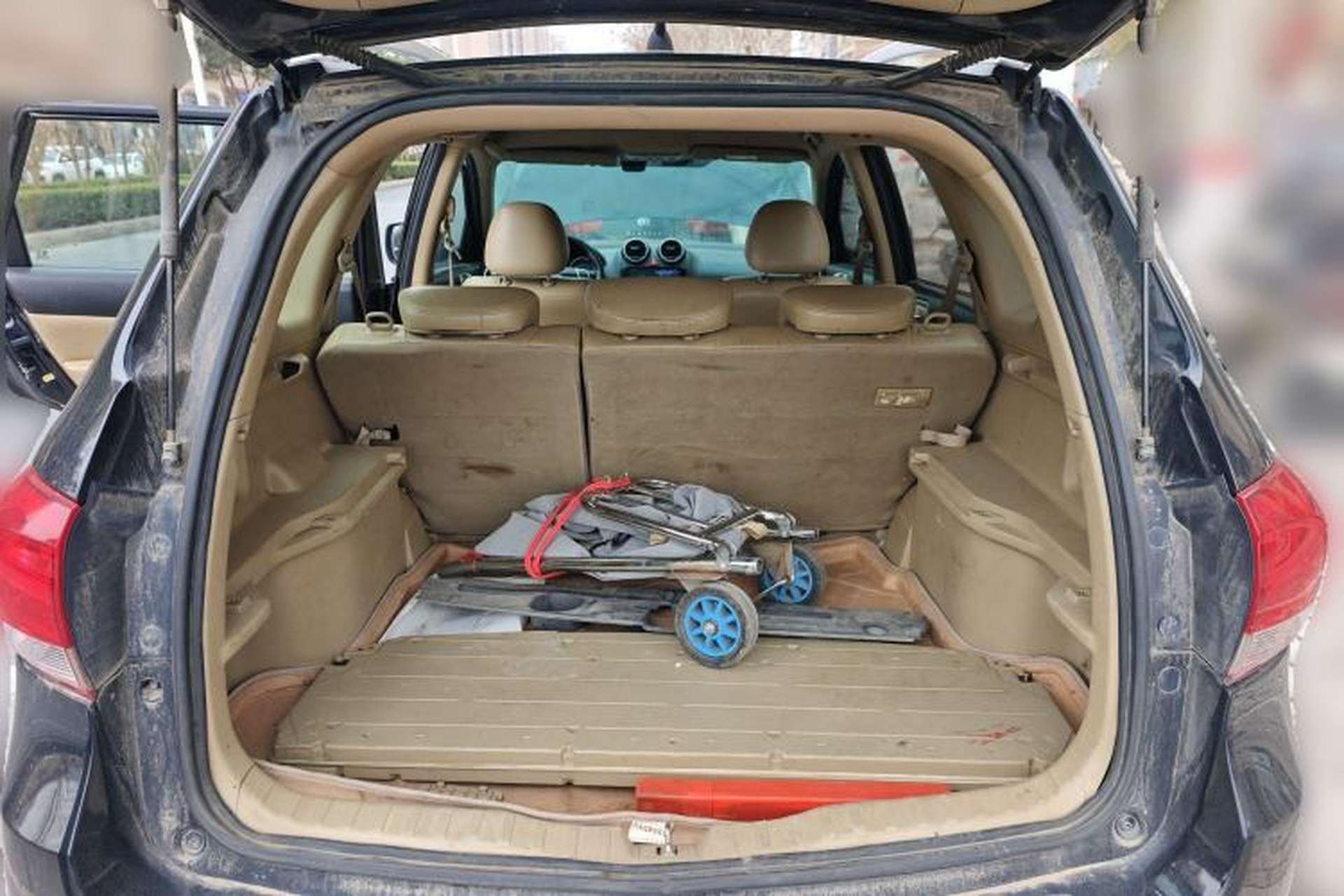 Used Haval H6 2011 2.0L Manual Two-Wheel Drive Elite Version Trunk