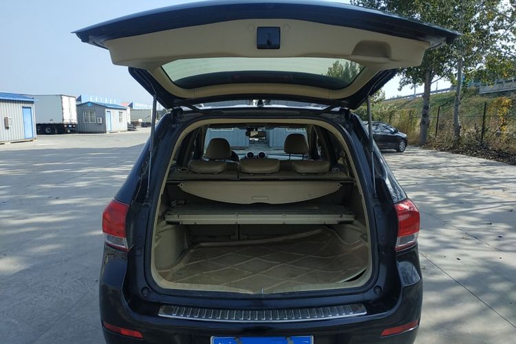 Used Haval H6 2011 2.0L Manual Two-Wheel Drive Elite Version Trunk