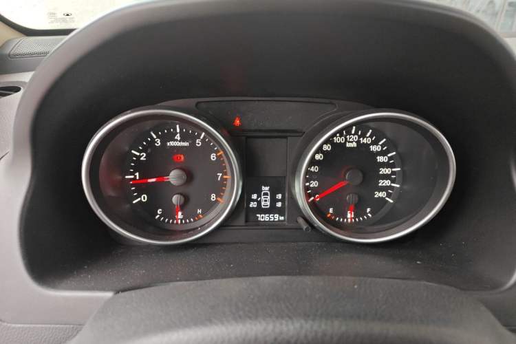 Used Haval H6 2011 2.0L Manual Two-Wheel Drive Elite Version Instrument Cluster