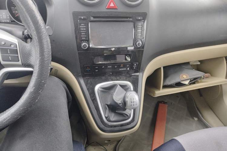 Used Haval H6 2011 2.0L Manual Two-Wheel Drive Elite Version Audio And AC Panel
