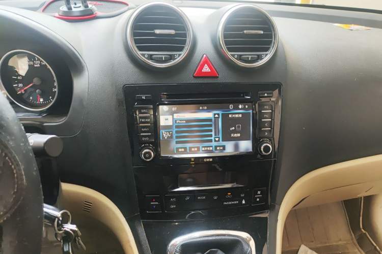 Used Haval H6 2011 2.0L Manual Two-Wheel Drive Elite Version Audio And AC Panel