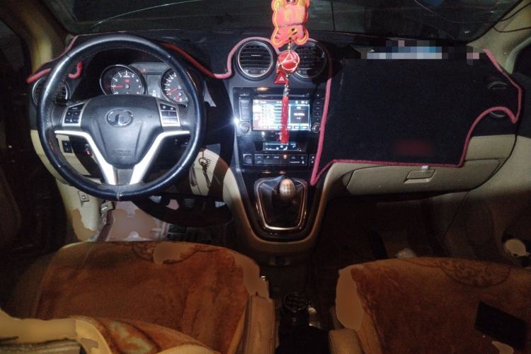 Used Haval H6 2011 2.0L Manual Two-Wheel Drive Elite Version Center Console