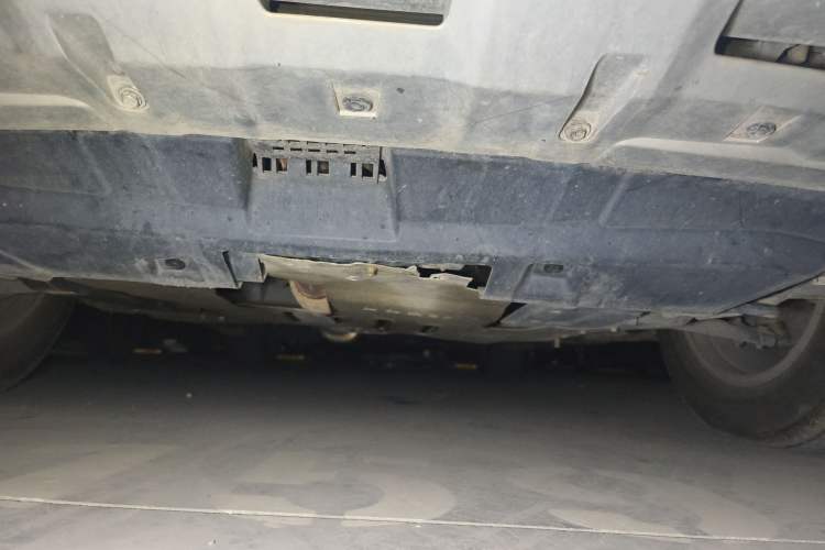 Used Haval H6 2011 2.0L Manual Two-Wheel Drive Elite Version Chassis Front