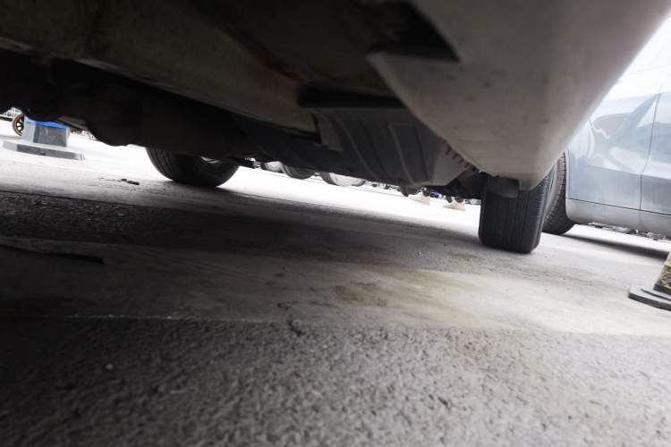 Used Haval H6 2011 2.0L Manual Two-Wheel Drive Elite Version Chassis Front Left