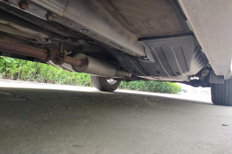 Used Haval H6 2011 2.0L Manual Two-Wheel Drive Elite Version Chassis Front Left