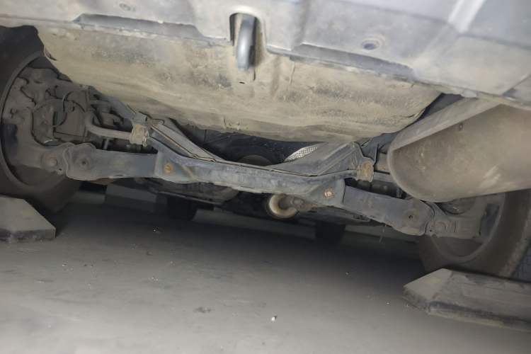 Used Haval H6 2011 2.0L Manual Two-Wheel Drive Elite Version Chassis Rear