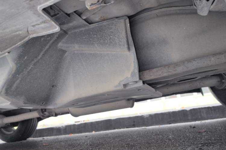 Used Haval H6 2011 Green Silence 2.0T Manual Two-Wheel Drive Urban Model Chassis Rear Left