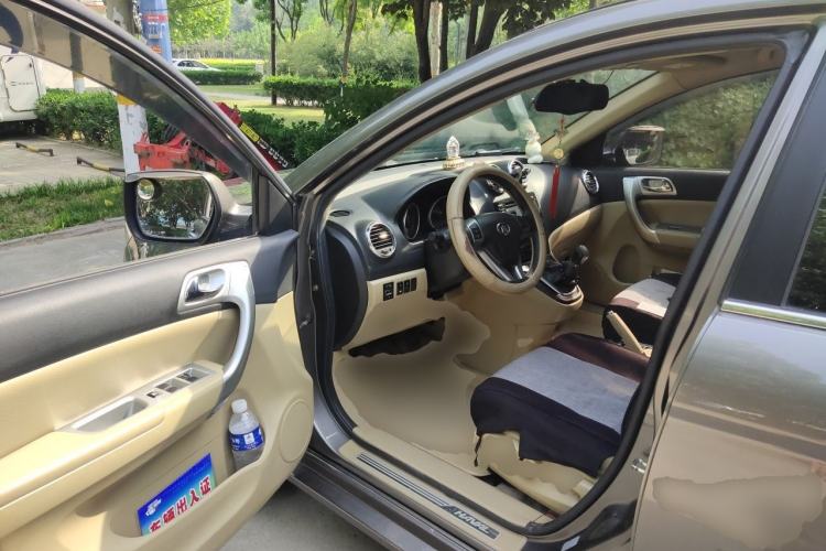 Used Haval H6 2011 2.0L Manual Two-Wheel Drive Elite Version Driver Seat