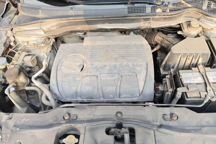 Used Haval H6 2011 2.0L Manual Two-Wheel Drive Elite Version Engine Bay