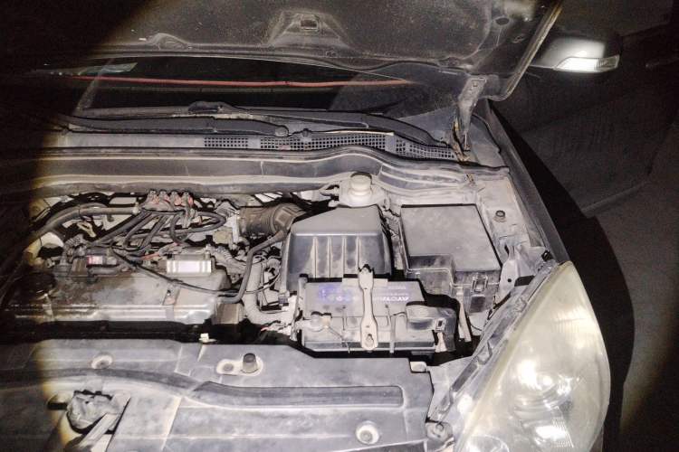 Used Haval H6 2011 2.0L Manual Two-Wheel Drive Elite Version Engine Bay Left