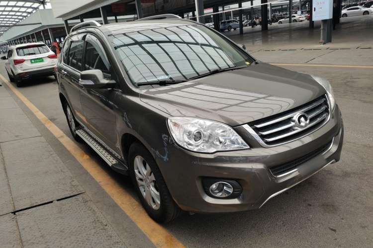Used Haval H6 2011 Green Silence 2.0T Manual Two-Wheel Drive Elite Model Front Right 45 Deg