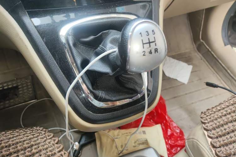 Used Haval H6 2011 2.0L Manual Two-Wheel Drive Elite Version Gear Lever