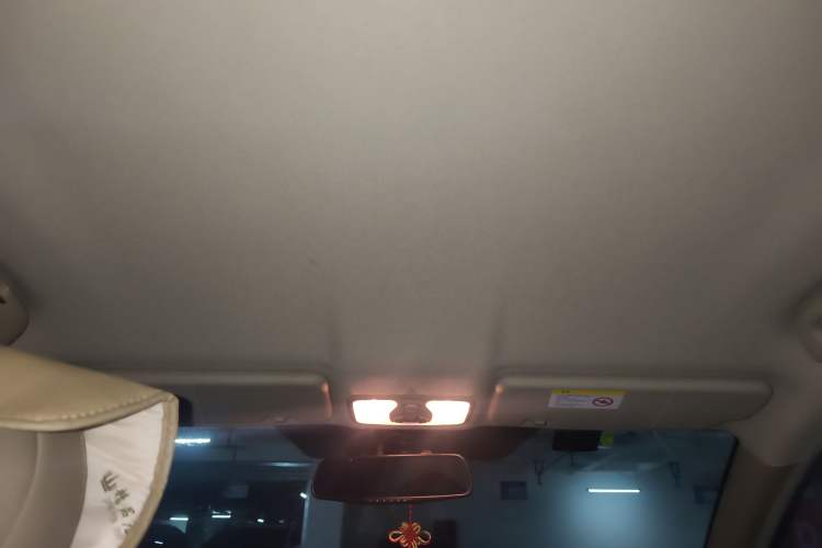 Used Haval H6 2011 2.0L Manual Two-Wheel Drive Elite Version Headliner