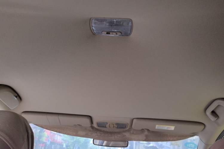 Used Haval H6 2011 Green Silence 2.0T Manual Two-Wheel Drive Urban Model Headliner