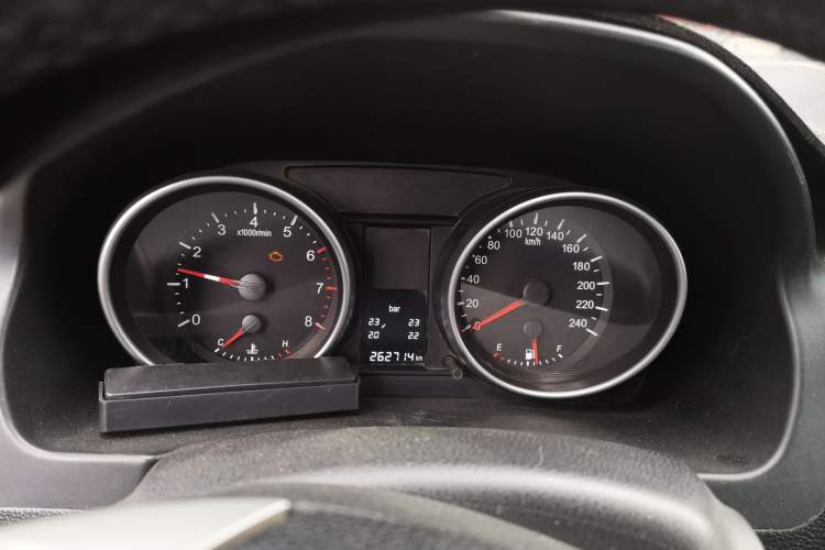 Used Haval H6 2011 2.0L Manual Two-Wheel Drive Elite Version Instrument Cluster