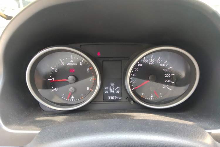 Used Haval H6 2011 2.0L Manual Two-Wheel Drive Elite Version Instrument Cluster
