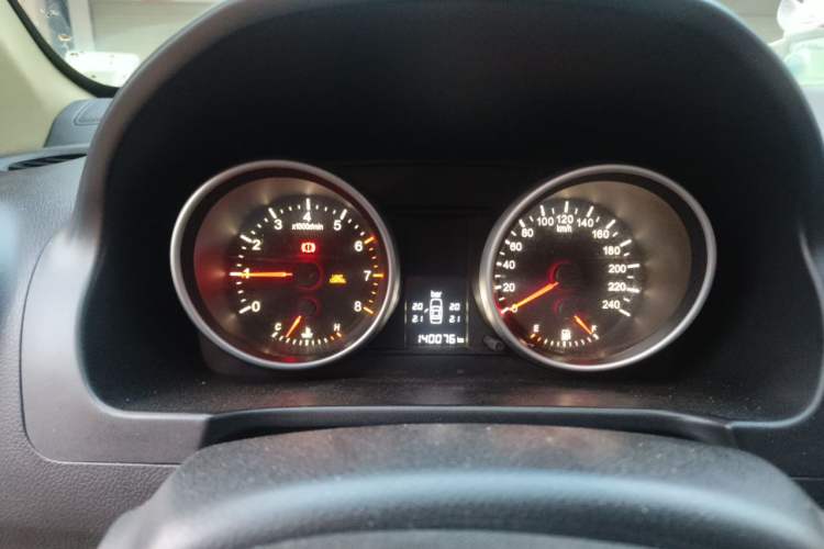 Used Haval H6 2011 2.0L Manual Two-Wheel Drive Elite Version Instrument Cluster