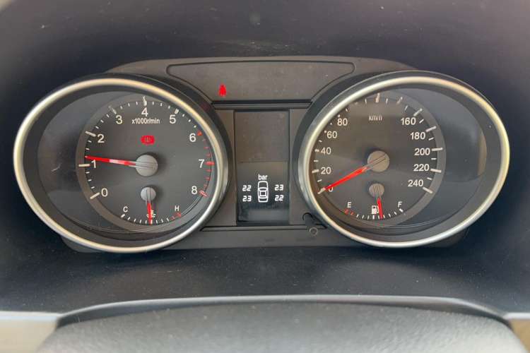 Used Haval H6 2011 2.0L Manual Two-Wheel Drive Elite Version Instrument Cluster