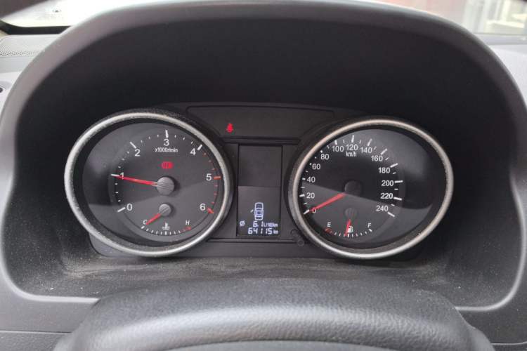 Used Haval H6 2011 Green Silence 2.0T Manual Two-Wheel Drive Urban Model Instrument Cluster