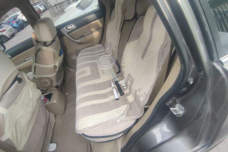 Used Haval H6 2011 2.0L Manual Two-Wheel Drive Urban Version Left Rear Seat