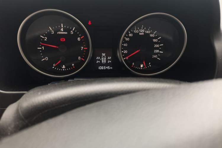 Used Haval H6 2011 2.0L Manual Two-Wheel Drive Elite Version Odometer Close Up
