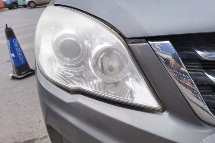 Used Haval H6 2011 2.0L Manual Two-Wheel Drive Elite Version Right Front Headlight