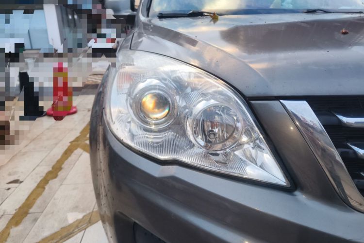 Used Haval H6 2011 2.0L Manual Two-Wheel Drive Elite Version Right Front Headlight