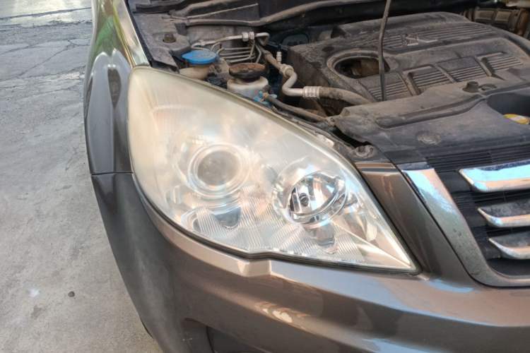 Used Haval H6 2011 2.0L Manual Two-Wheel Drive Elite Version Right Front Headlight