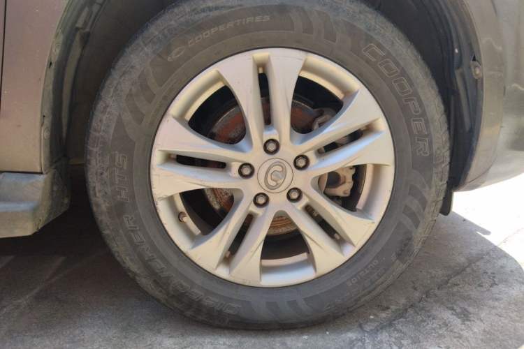 Used Haval H6 2011 2.0L Manual Two-Wheel Drive Elite Version Right Front Wheel Hub