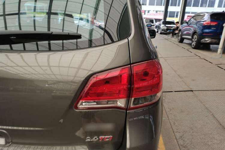 Used Haval H6 2011 Green Silence 2.0T Manual Two-Wheel Drive Elite Model Right Rear Taillight