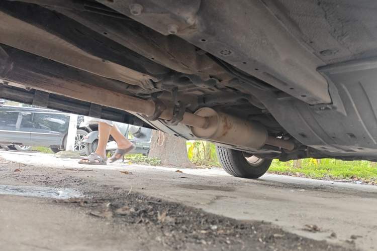 Used Haval H6 2011 2.0L Manual Two-Wheel Drive Elite Version Chassis Front Left