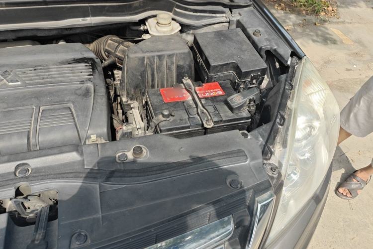Used Haval H6 2011 2.0L Manual Two-Wheel Drive Elite Version Engine Bay Left