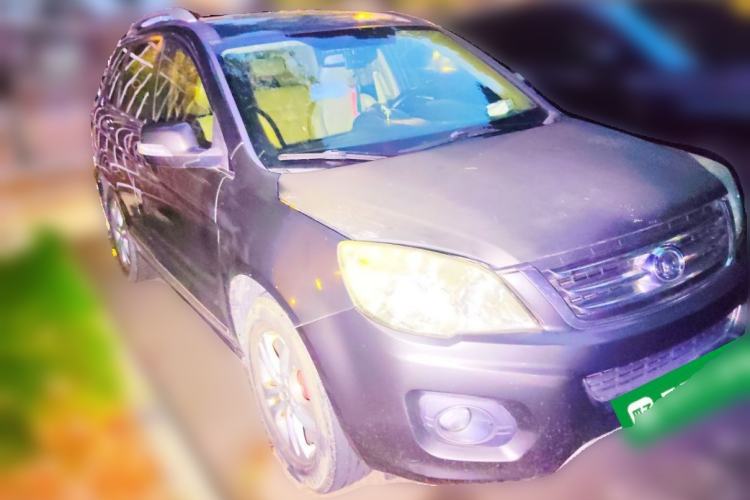 Used Haval H6 2011 Green Silence 2.0T Manual Two-Wheel Drive Elite Model Front Right 45 Deg