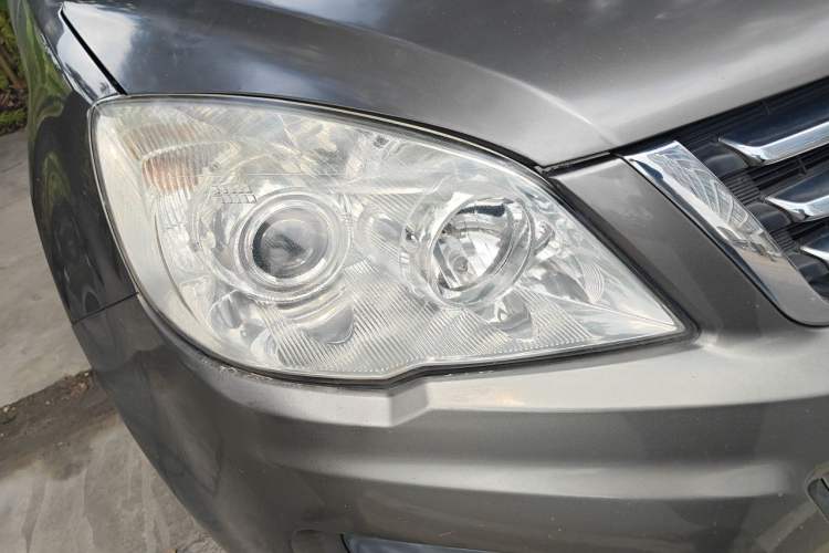 Used Haval H6 2011 2.0L Manual Two-Wheel Drive Elite Version Right Front Headlight