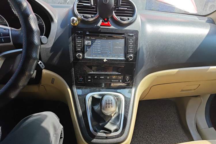 Used Haval H6 2011 2.0L Manual Two-Wheel Drive Elite Version Audio And AC Panel