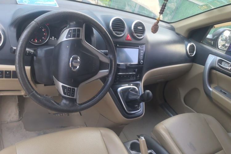 Used Haval H6 2011 2.0L Manual Two-Wheel Drive Elite Version Center Console