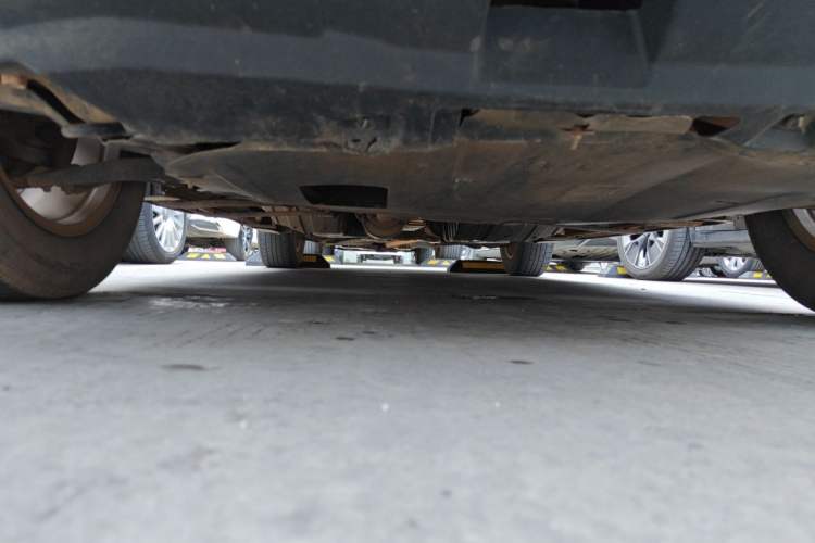Used Haval H6 2011 2.0L Manual Two-Wheel Drive Elite Version Chassis Front