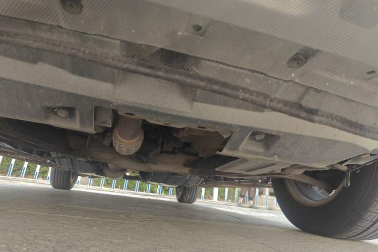 Used Haval H6 2011 2.0L Manual Two-Wheel Drive Elite Version Chassis Front