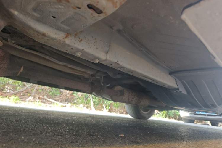 Used Haval H6 2011 2.0L Manual Two-Wheel Drive Elite Version Chassis Front Left
