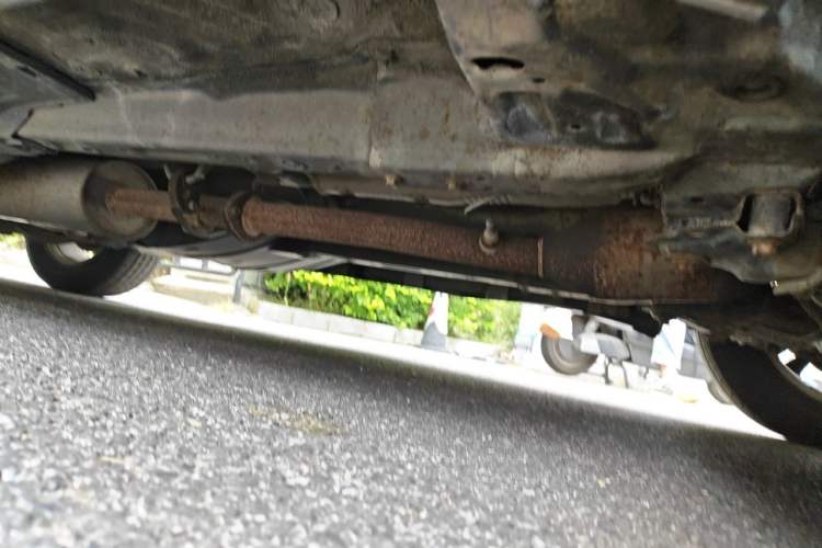 Used Haval H6 2011 2.0L Manual Two-Wheel Drive Elite Version Chassis Front Right