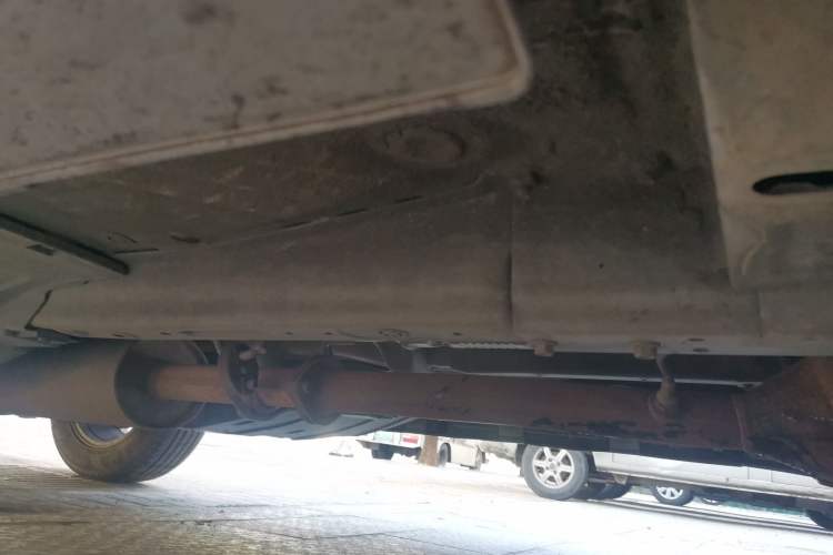 Used Haval H6 2011 2.0L Manual Two-Wheel Drive Urban Version Chassis Front Right