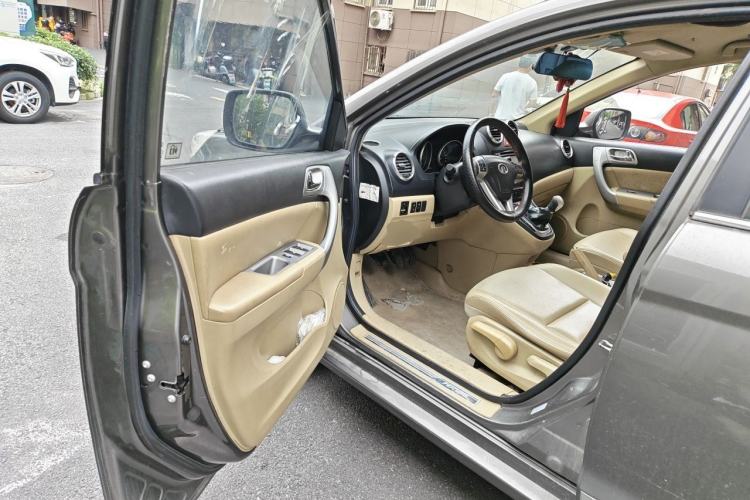 Used Haval H6 2011 2.0L Manual Two-Wheel Drive Elite Version Driver Seat
